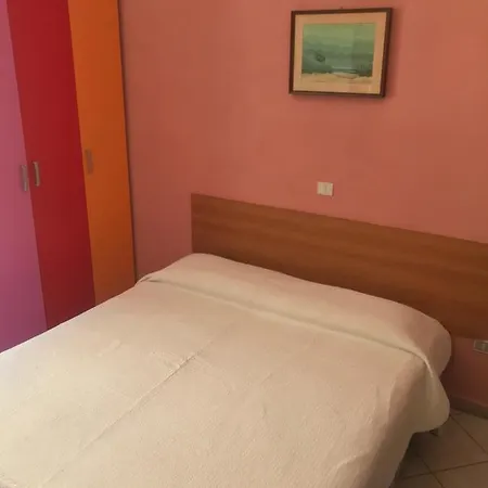 Lorena 2* Rímini