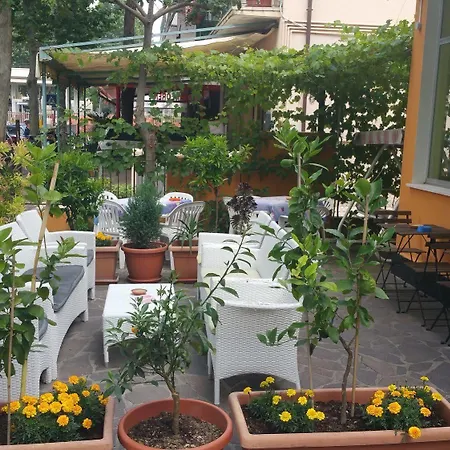 Lorena Hotel Rímini